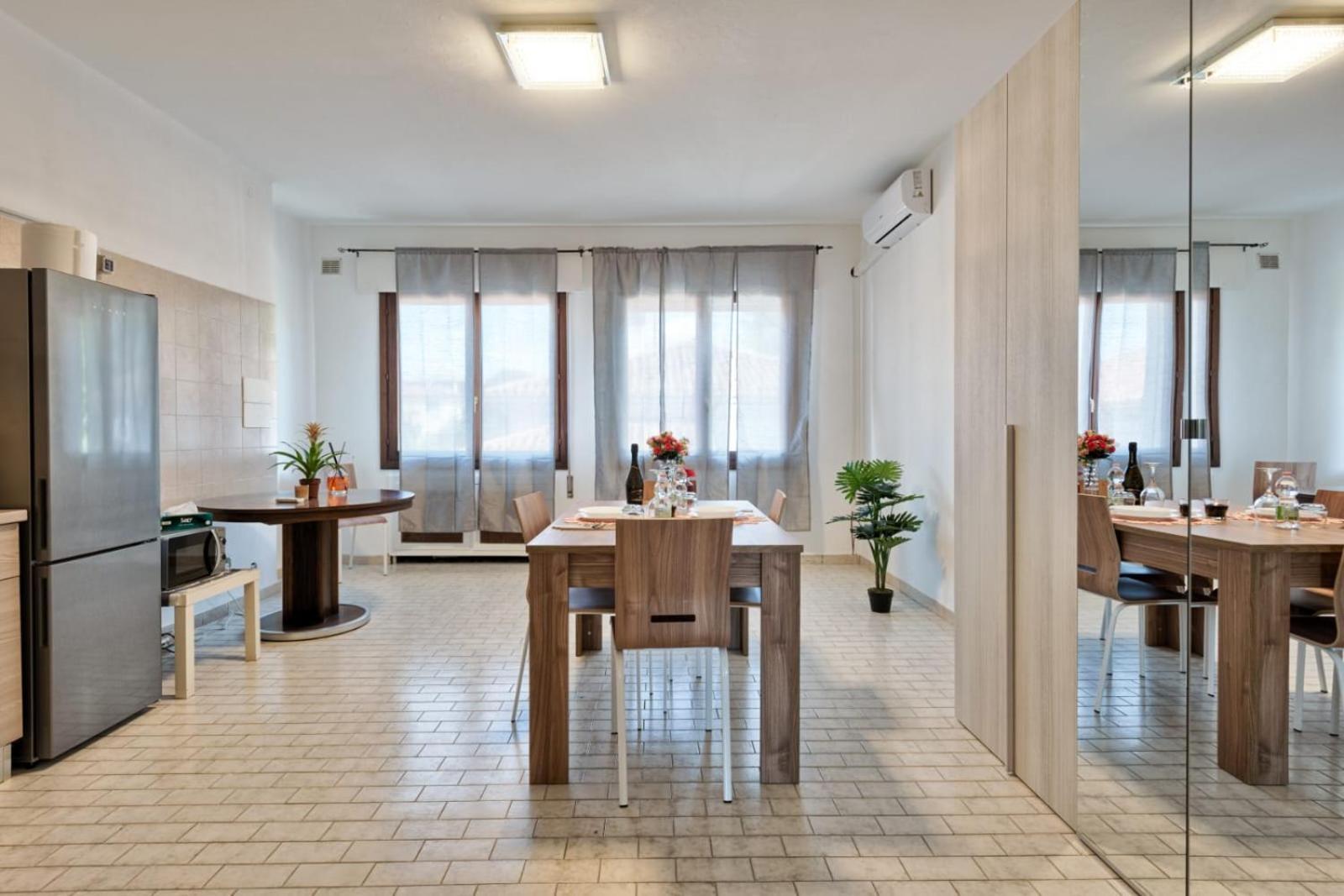 Venice Miramare Residence Mestre Buitenkant foto